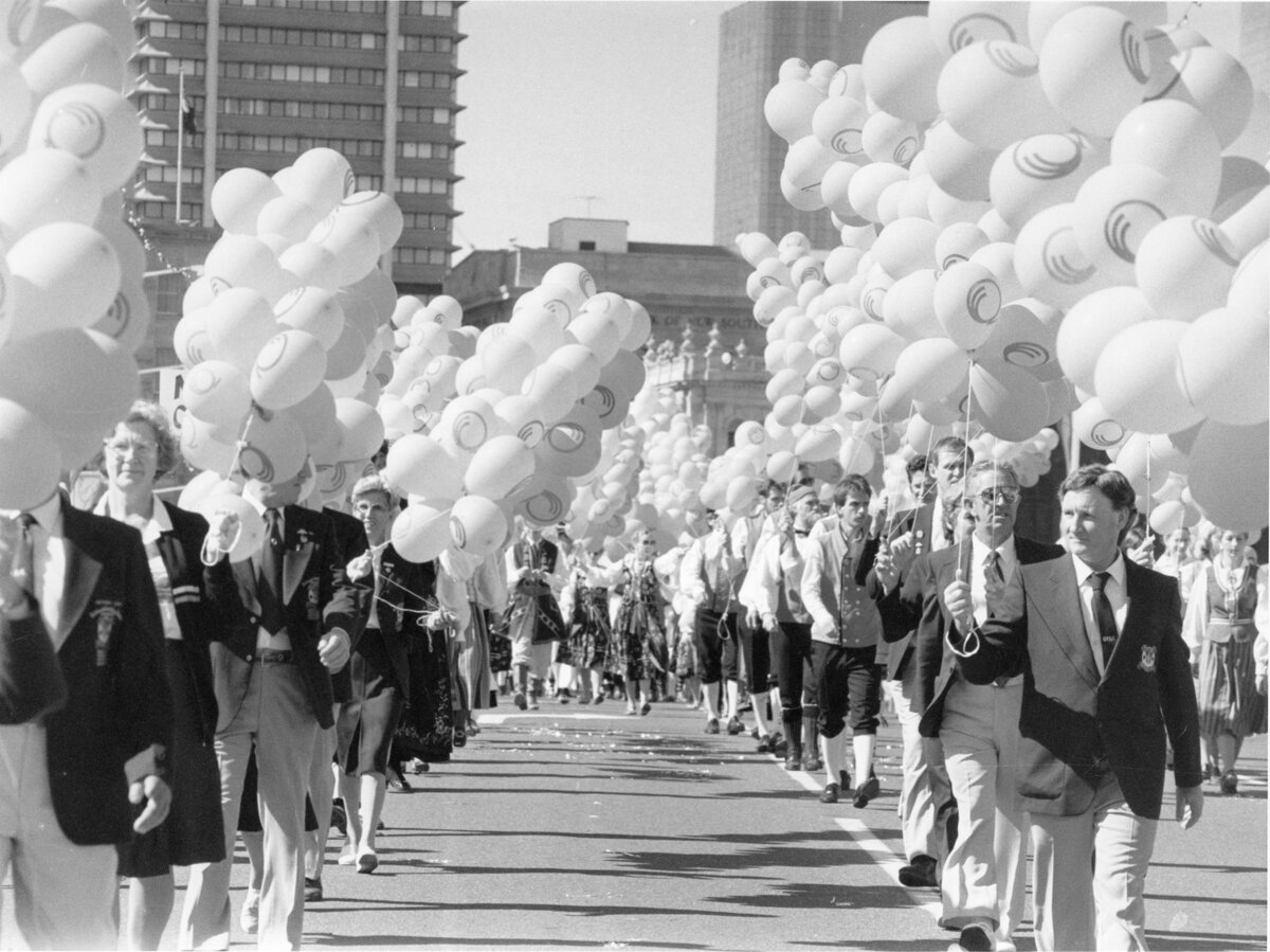 Victoria Bridge by David McCarthy